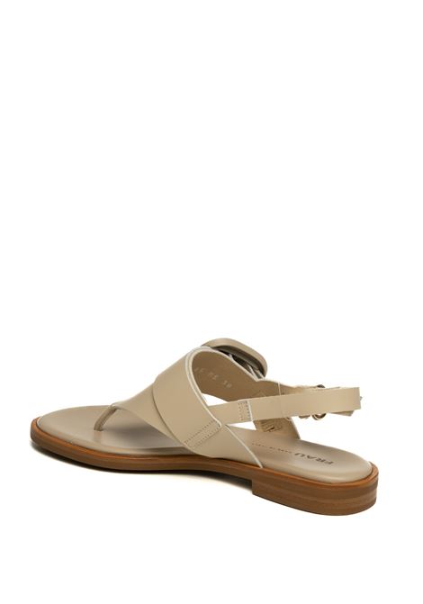  FRAU | 85M5LONDON OYSTER